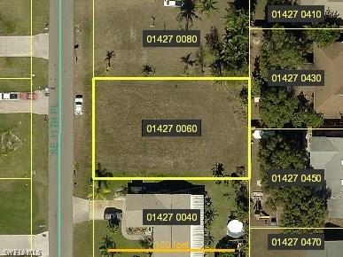 717 SE 11th Pl., Cape Coral, FL 33990