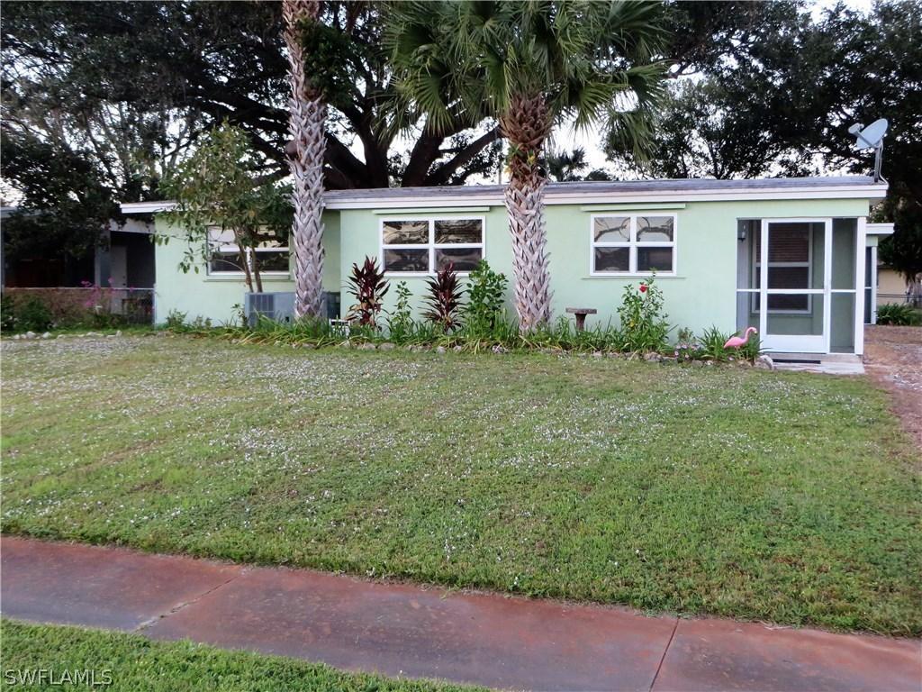 712 Camellia Dr., North Fort Myers, FL 33903