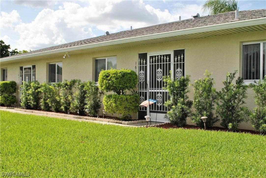 1621 SW Santa Barbara Pl., Cape Coral, FL 33991