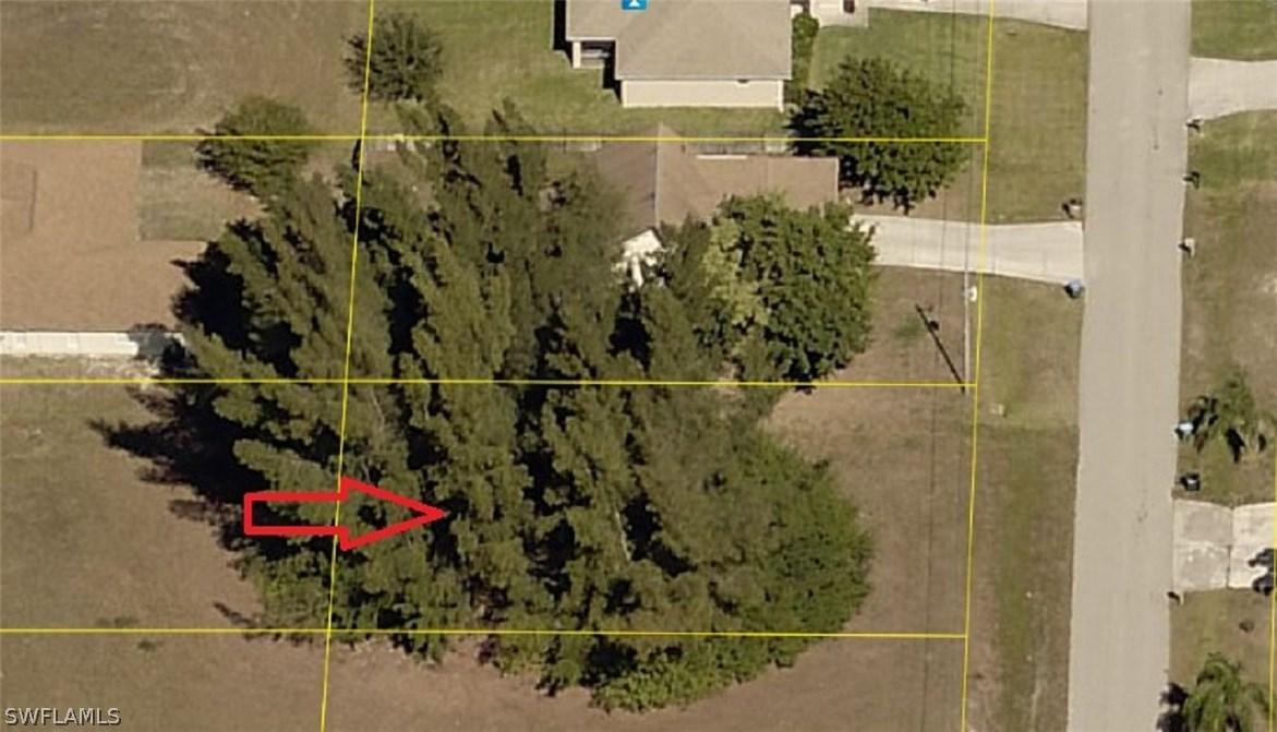 1830 NW 5th Pl., Cape Coral, FL 33993