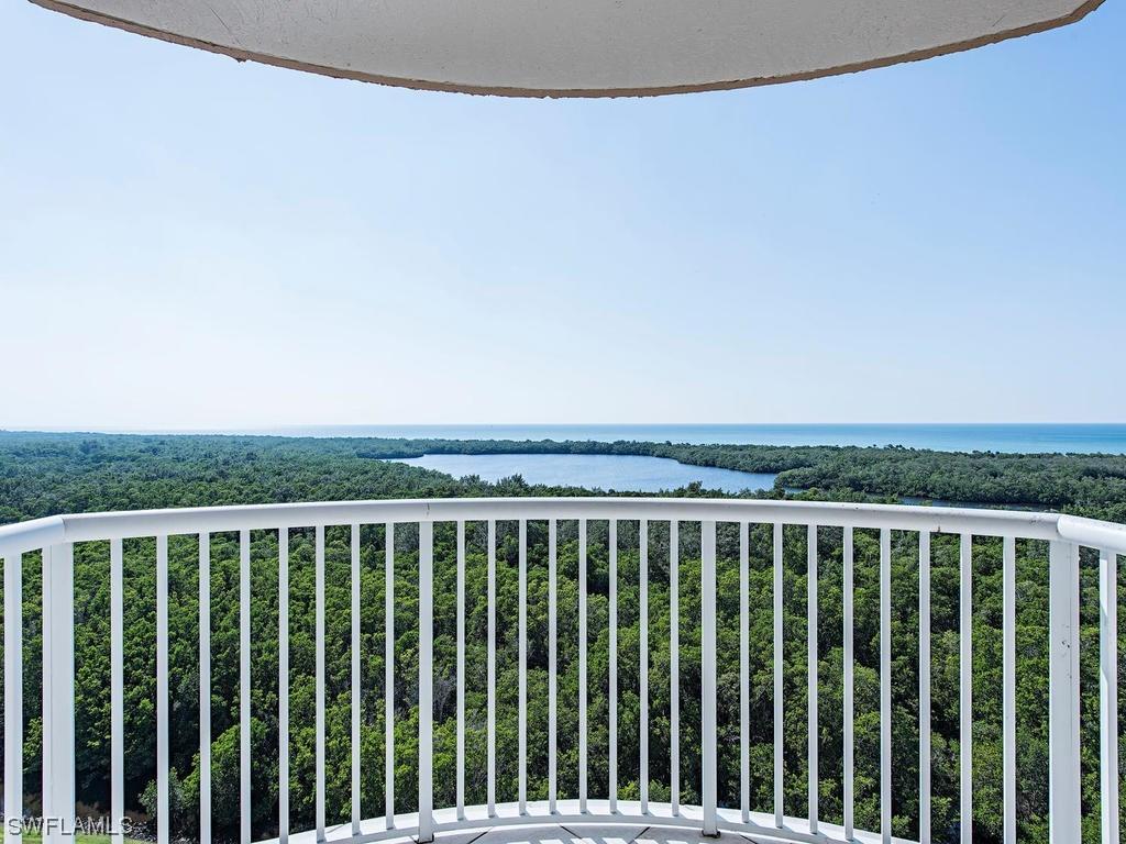 6849 Grenadier Blvd. #1005, Naples, FL 34108