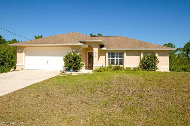 1039 Butler St., Lehigh Acres, FL 33974