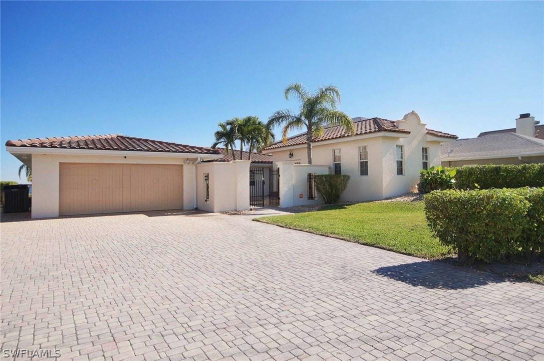 3607 SE 21st Pl., Cape Coral, FL 33904