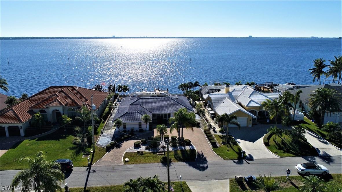 2314 SE 28th St., Cape Coral, FL 33904