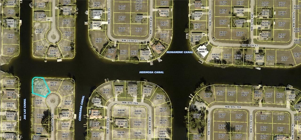 916 NW 39th Ave., Cape Coral, FL 33993