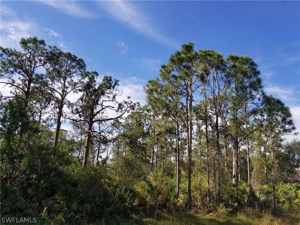 603 Henry Ave., Lehigh Acres, FL 33972