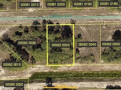 1214 Howell St., Lehigh Acres, FL 33974