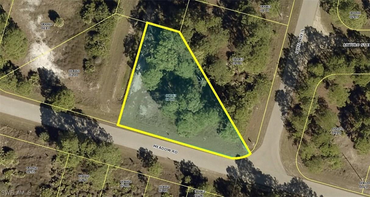 3057 Meadow Rd., Lehigh Acres, FL 33974