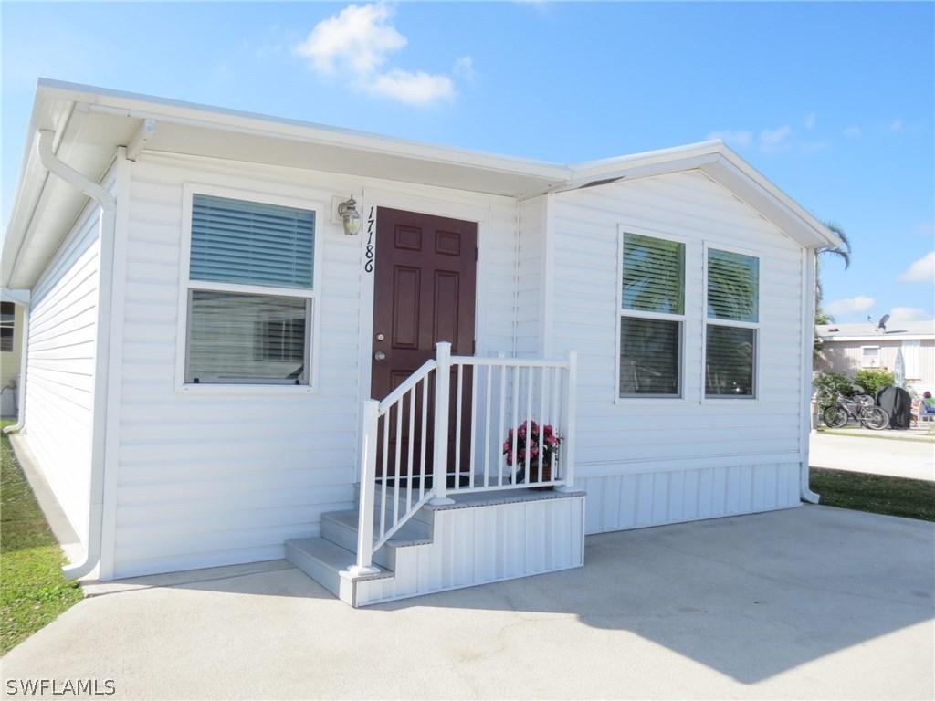 17186 Fostoria Ln., Fort Myers, FL 33967