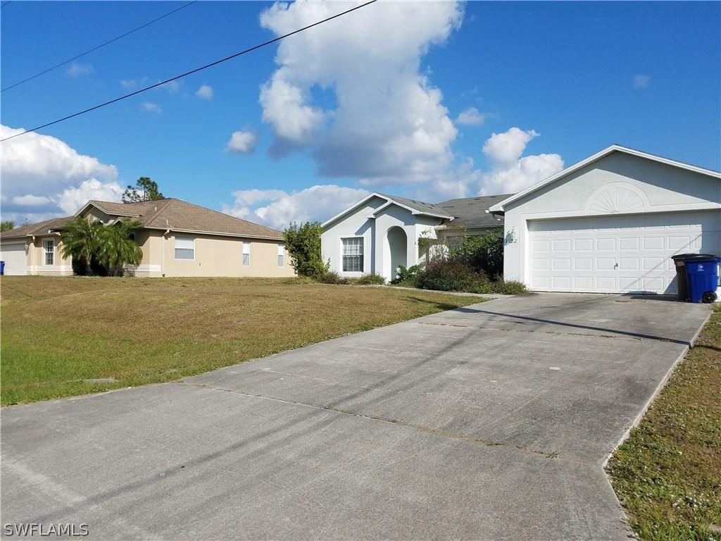 1122 Cabrillo Ave., Lehigh Acres, FL 33971