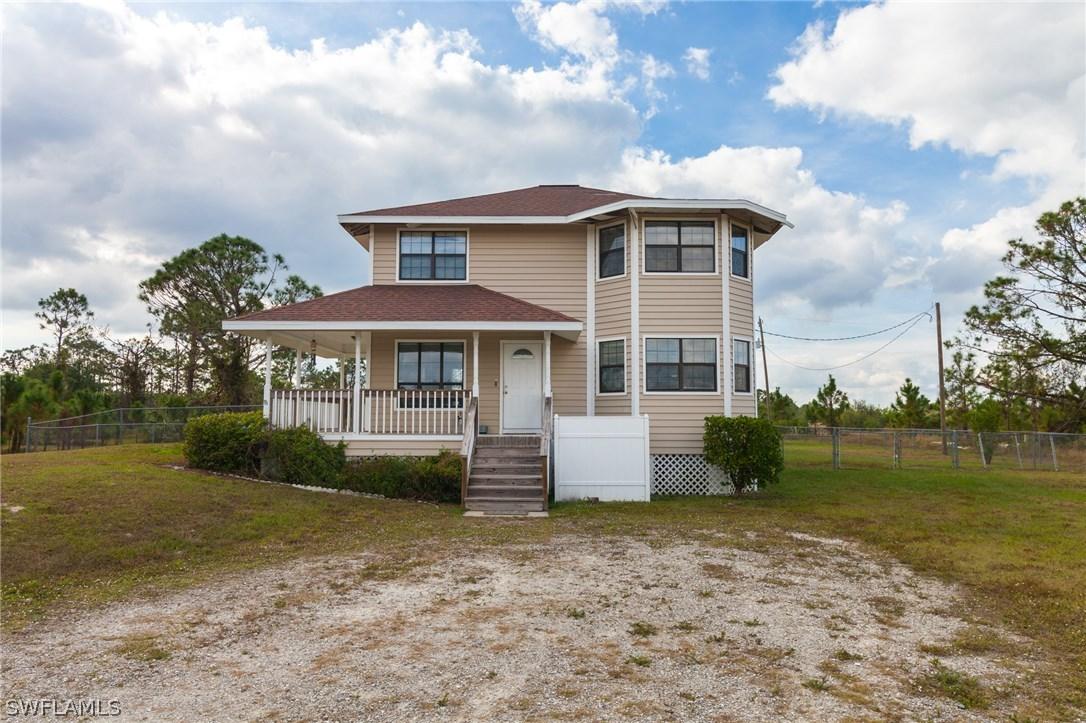 1505 Roosevelt Ave., Lehigh Acres, FL 33972