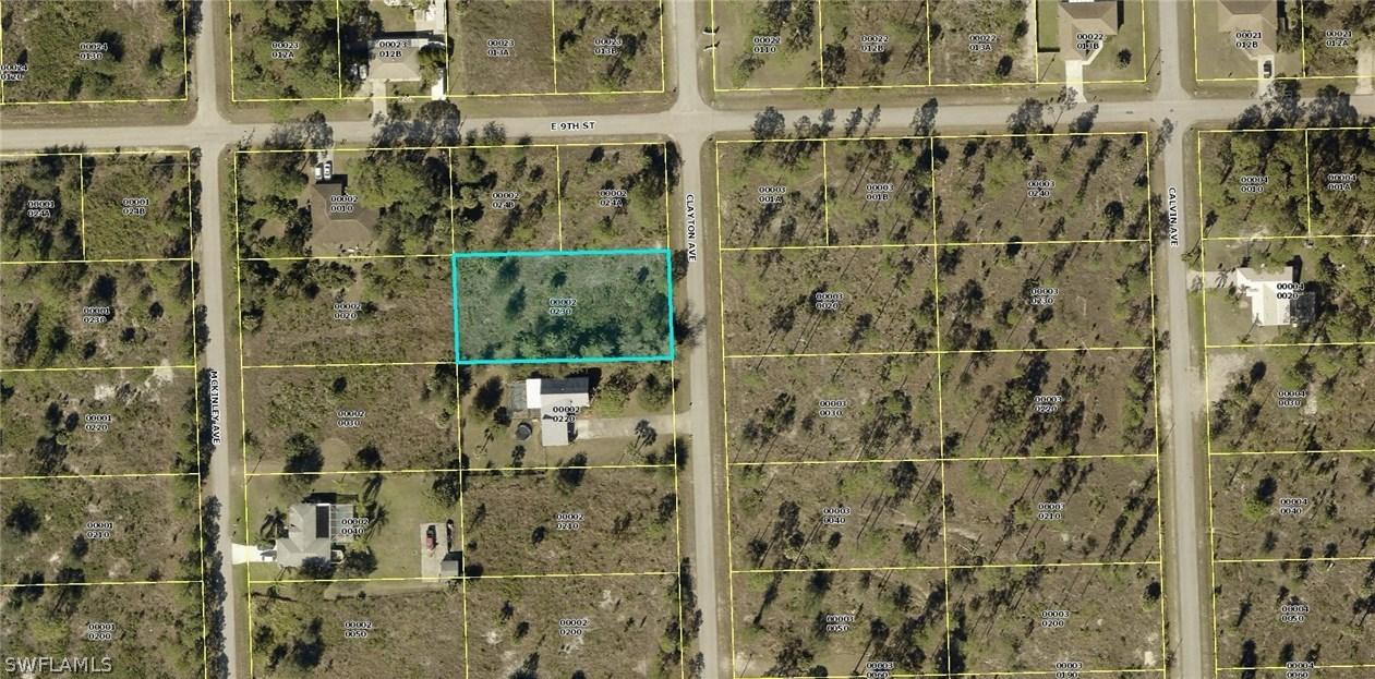 821 Clayton Ave., Lehigh Acres, FL 33972