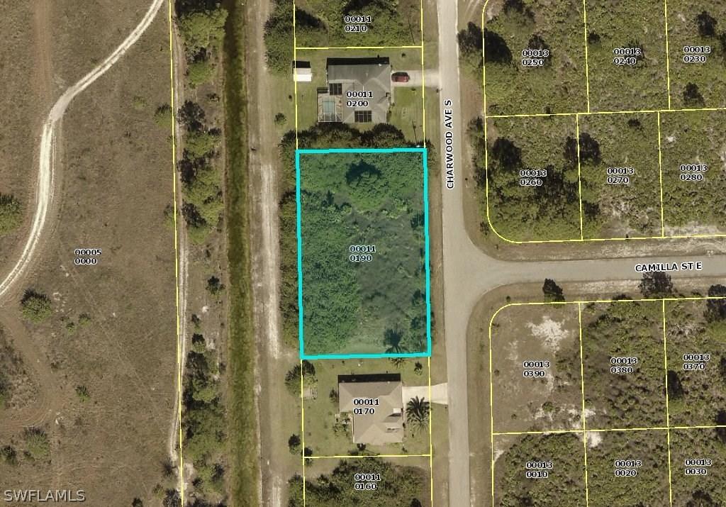 364 Charwood Ave., Lehigh Acres, FL 33974