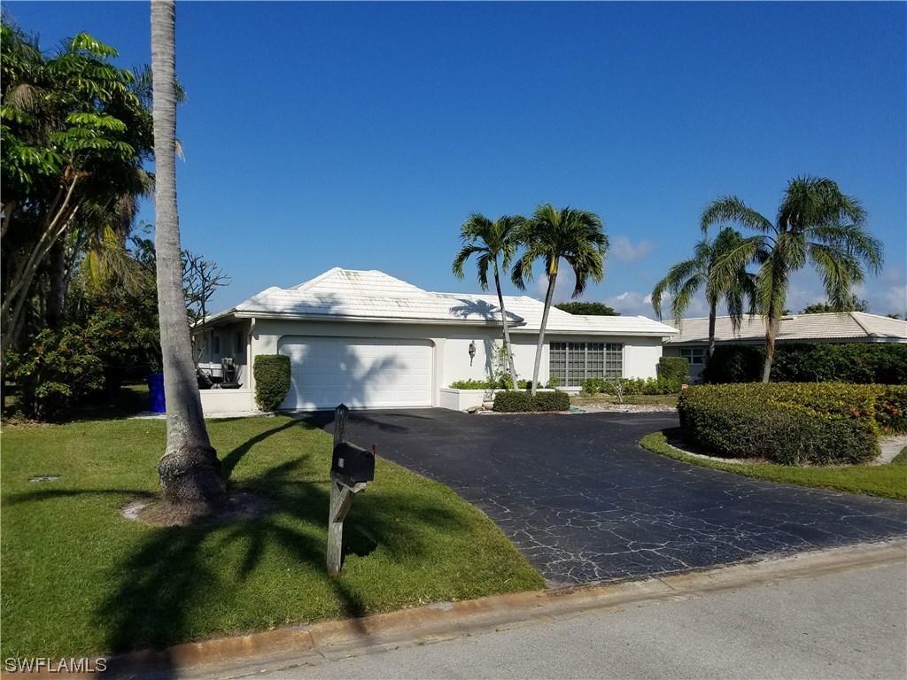 519 Turtle Hatch Ln., Naples, FL 34103