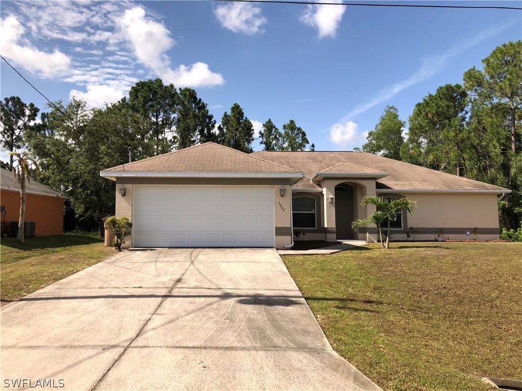 3907 16th St., Lehigh Acres, FL 33971