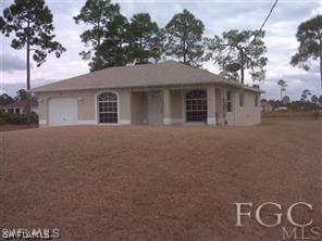 419 Vanetta Dr., Lehigh Acres, FL 33972