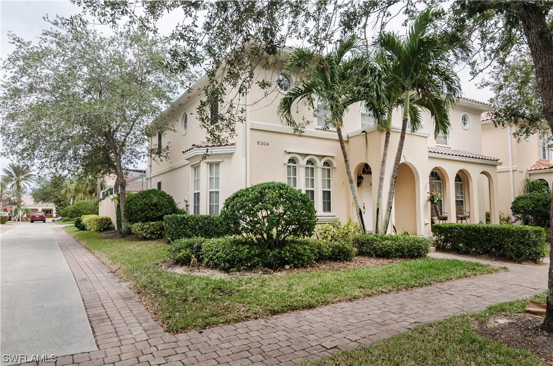 6304 Towncenter Cir., Naples, FL 34119