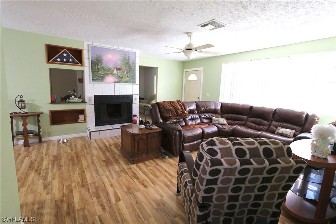 420 31st St., Naples, FL 34117