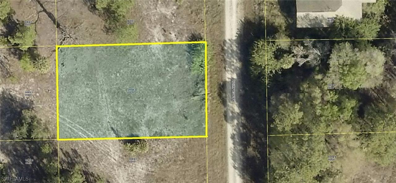 316 Malaga Ave., Lehigh Acres, FL 33974