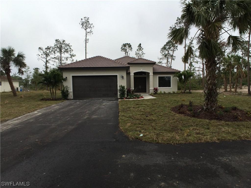 2350 22nd Ave., Naples, FL 34120