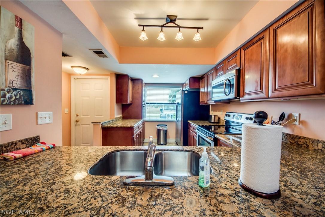 3739 SW 9th Ave. #110, Cape Coral, FL 33914