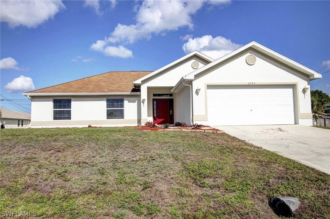 2123 NE 19th Pl., Cape Coral, FL 33909