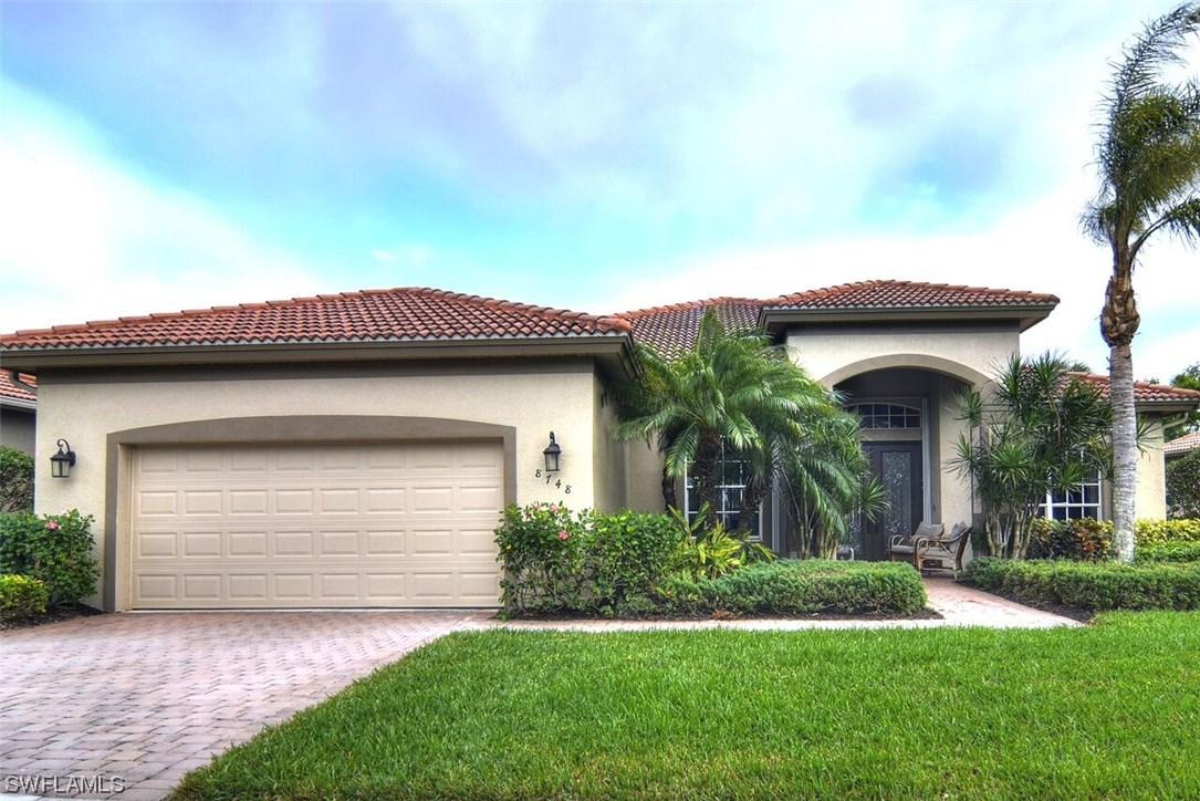8748 Mustang Island Cir., Naples, FL 34113