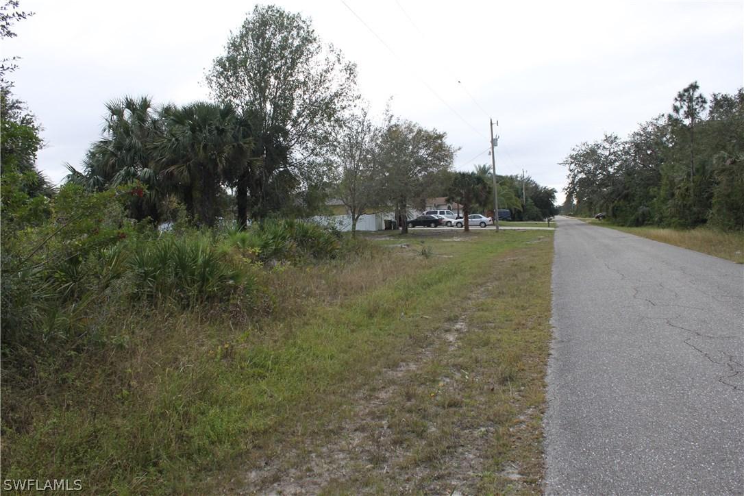 608 Palmetto Ave., Lehigh Acres, FL 33972