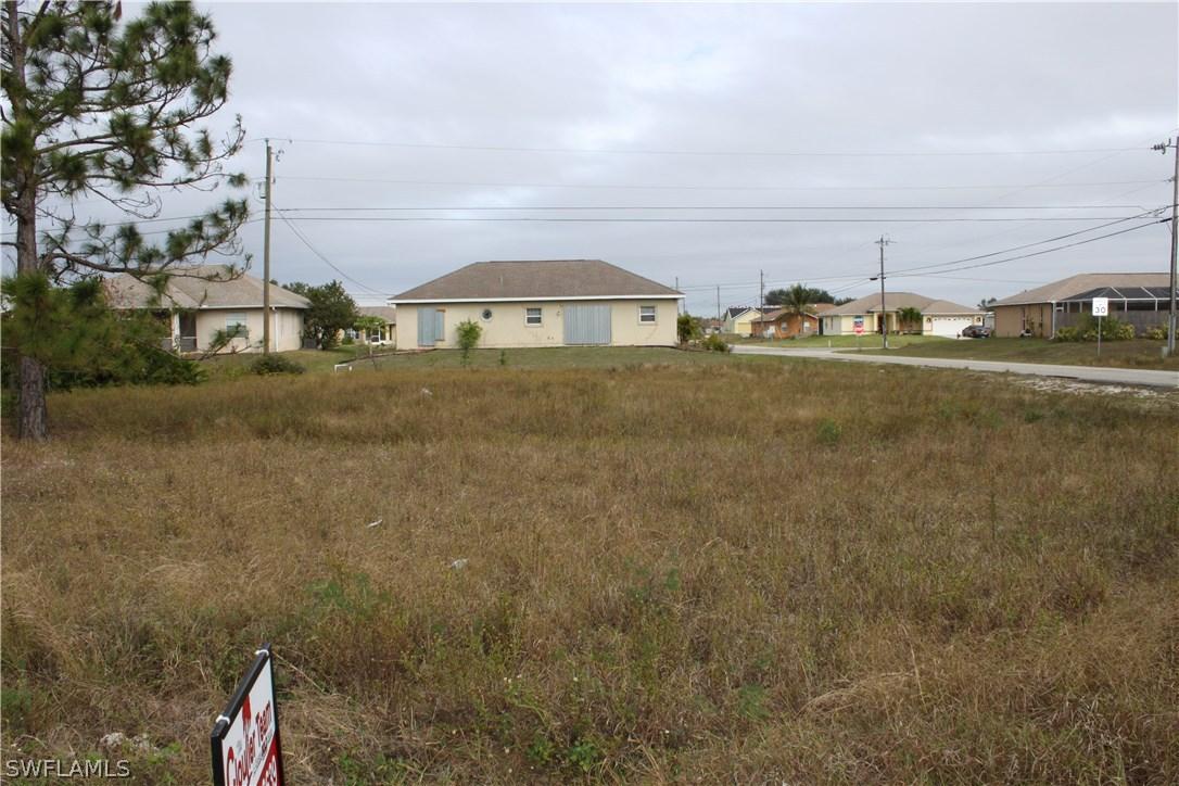 4000 Lee Blvd., Lehigh Acres, FL 33971