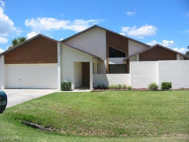 9 Robert Ave., Lehigh Acres, FL 33936