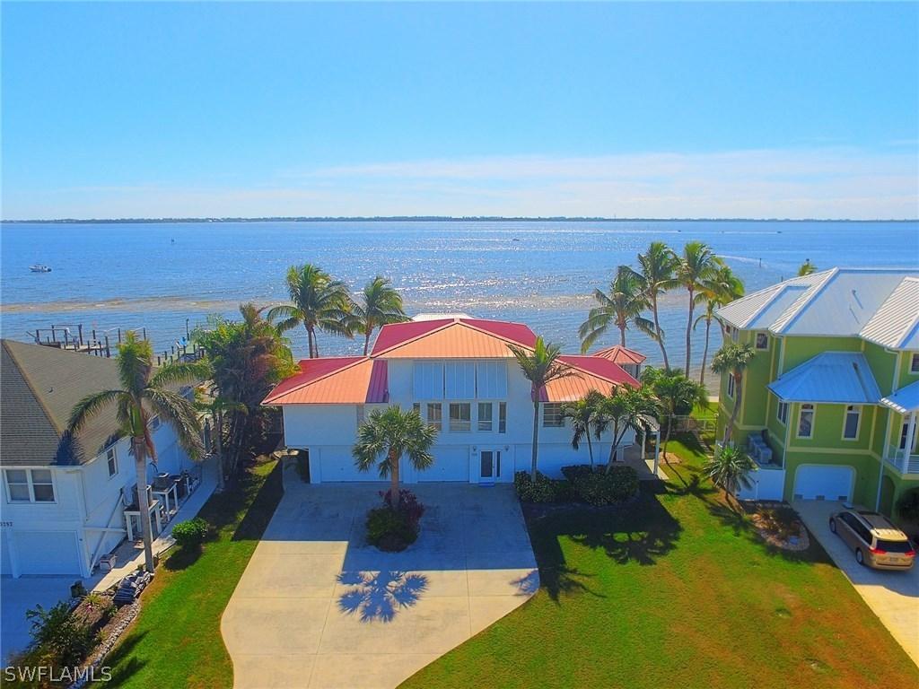 3309 Vacation Ln., St. James City, FL 33956