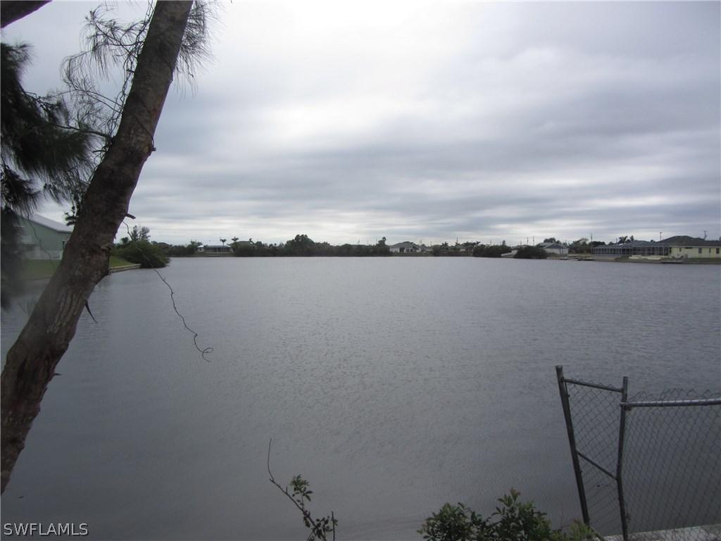 326 NE 19th St., Cape Coral, FL 33909