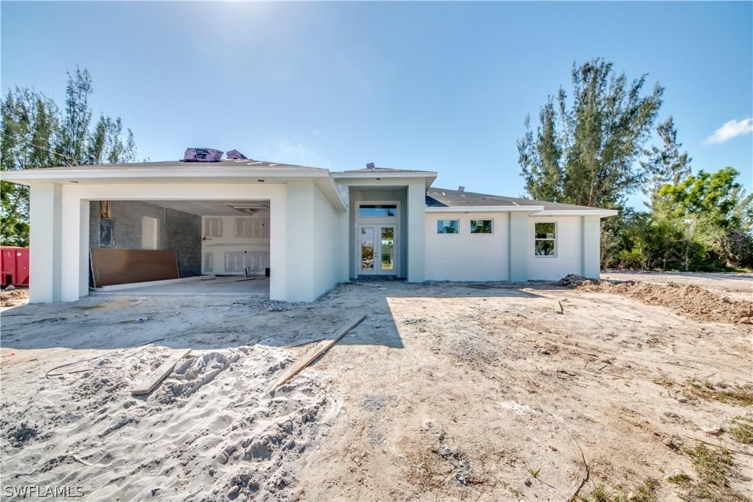 2322 SW 21st Ter., Cape Coral, FL 33991