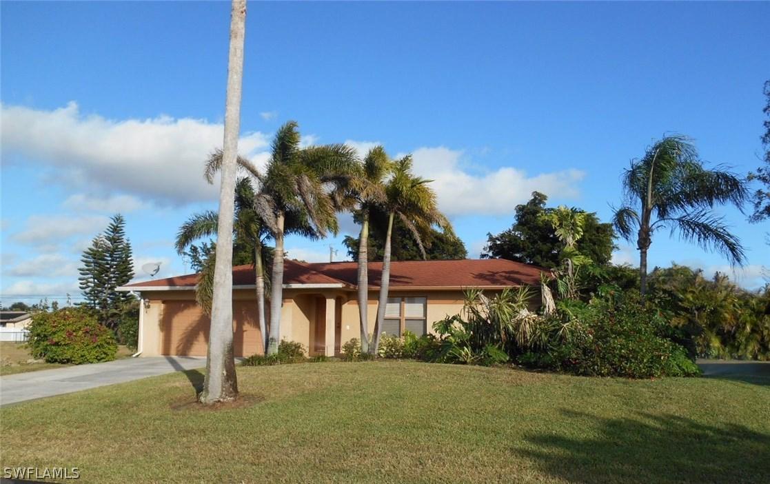 3729 SW 7th Pl., Cape Coral, FL 33914
