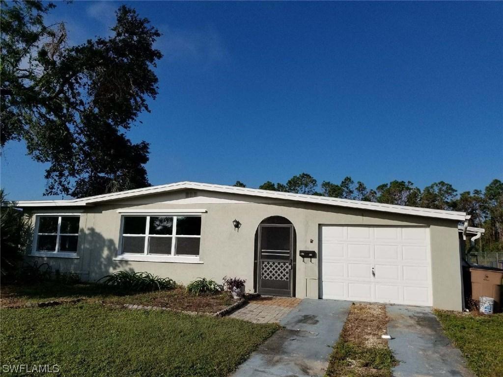 424 Rushmore Ave., Lehigh Acres, FL 33936