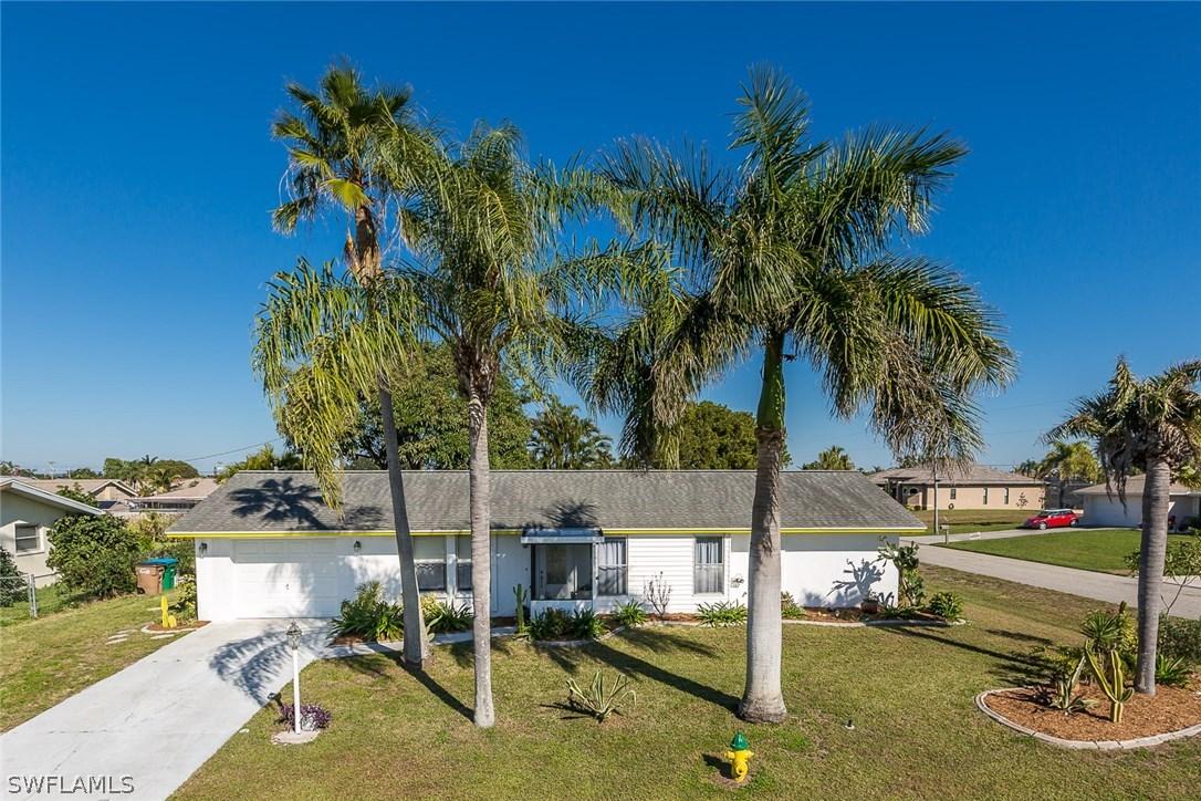 927 SE 32nd St., Cape Coral, FL 33904