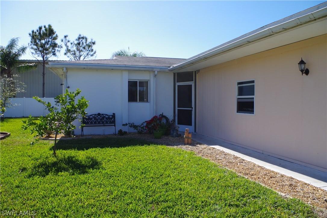 8405 Antigua Ct., Fort Myers, FL 33907