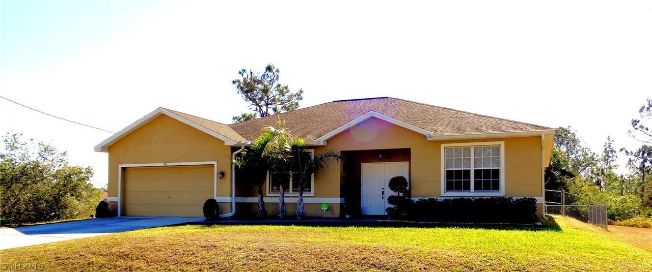 756 Clancy St., Lehigh Acres, FL 33974