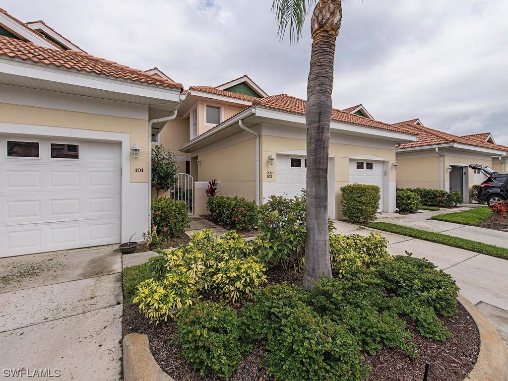 5135 Cobble Creek Ct. #F-202, Naples, FL 34110