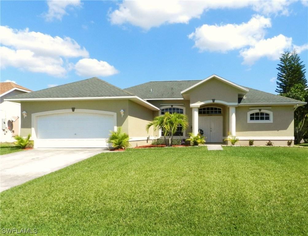 2203 SW 12th Pl., Cape Coral, FL 33991