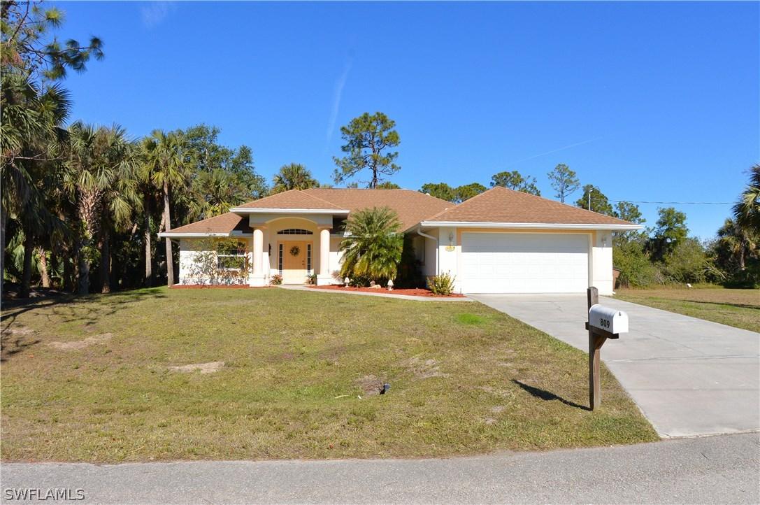 809 Julio Cir., Lehigh Acres, FL 33972