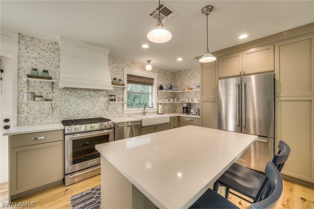 1245 Anhinga Ln., Sanibel, FL 33957