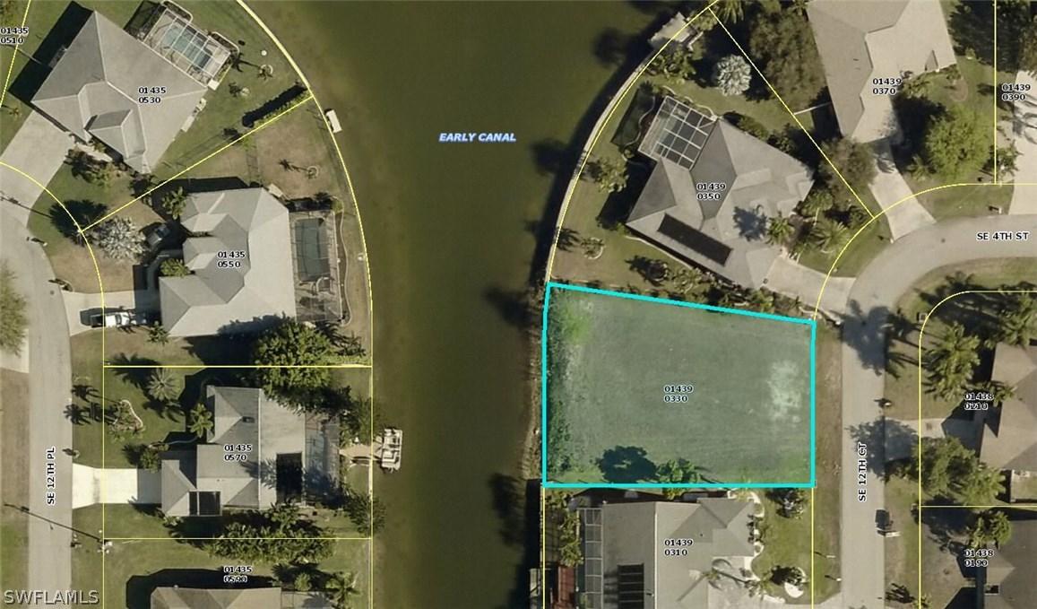 402 SE 12th Ct., Cape Coral, FL 33990