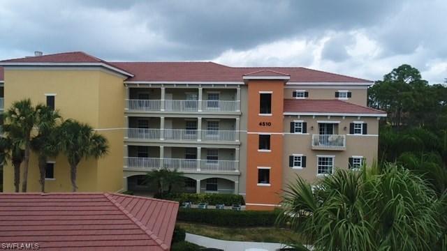 4510 Botanical Place Cir. #305, Naples, FL 34112