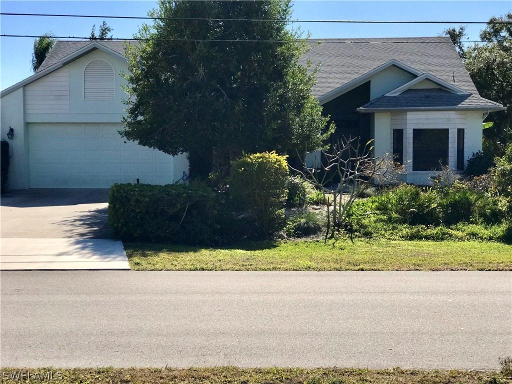 1006 SW 18th Ter., Cape Coral, FL 33991