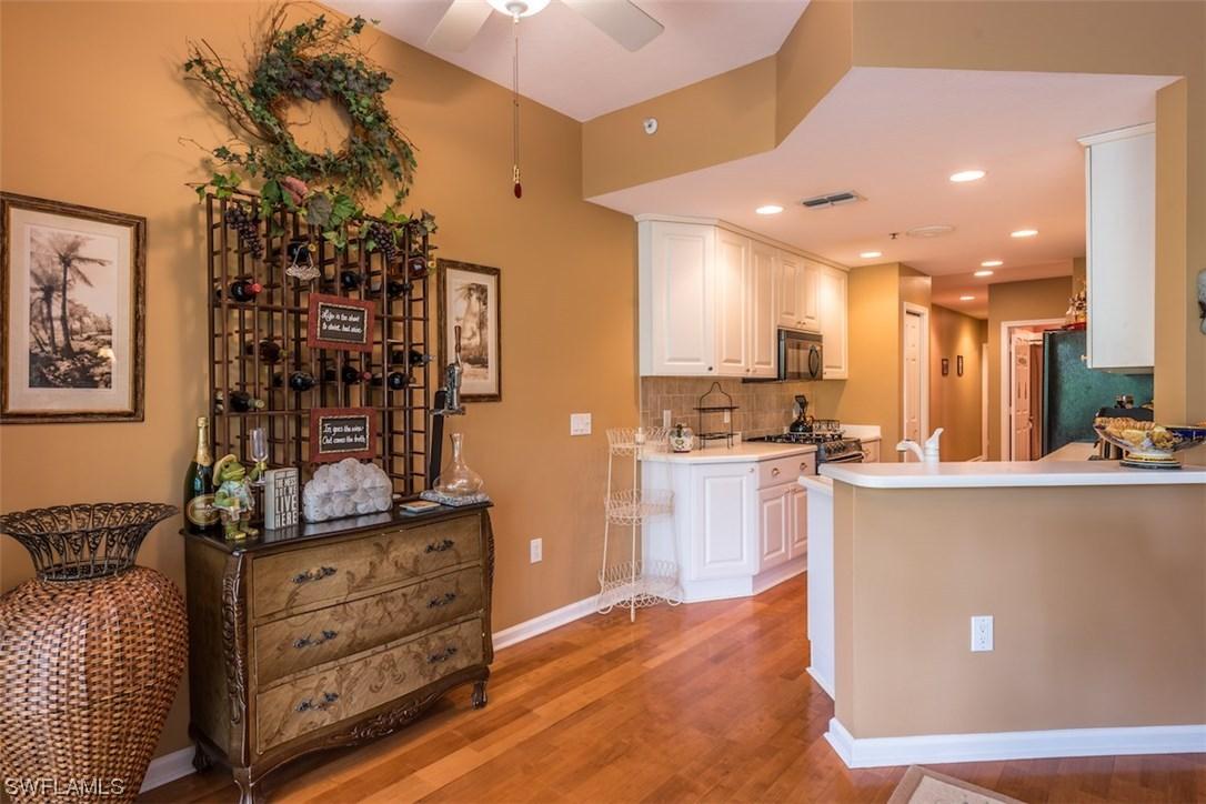 3975 Deer Crossing Ct. #102, Naples, FL 34114