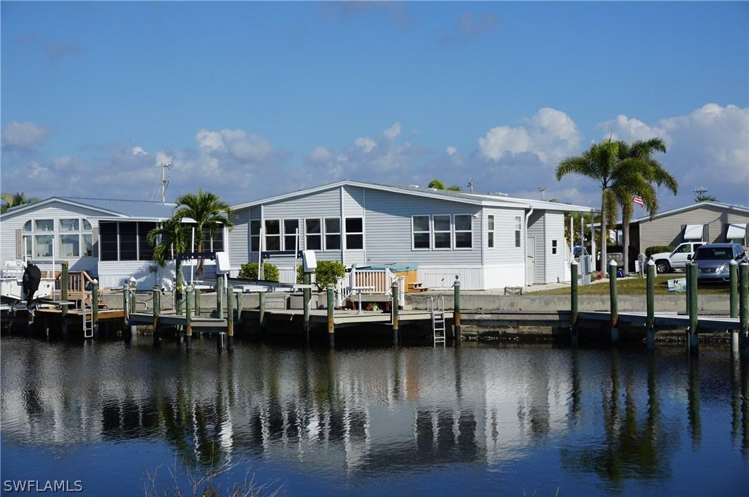 3057 Sloop Ln., St James City, FL 33956