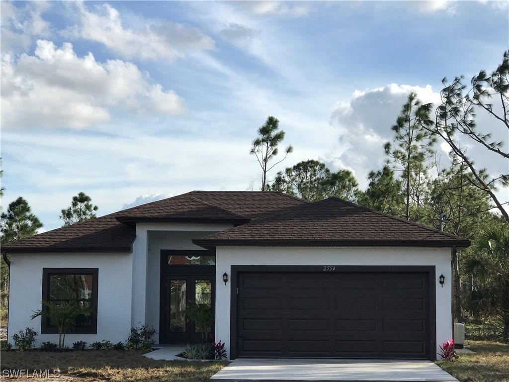 2554 68th Ave., Naples, FL 34120