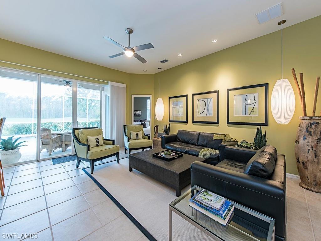 3737 Buttonwood Way, Naples, FL 34112