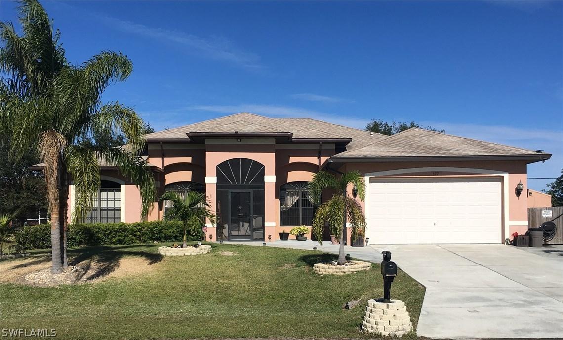 527 SE 8th Ter., Cape Coral, FL 33990